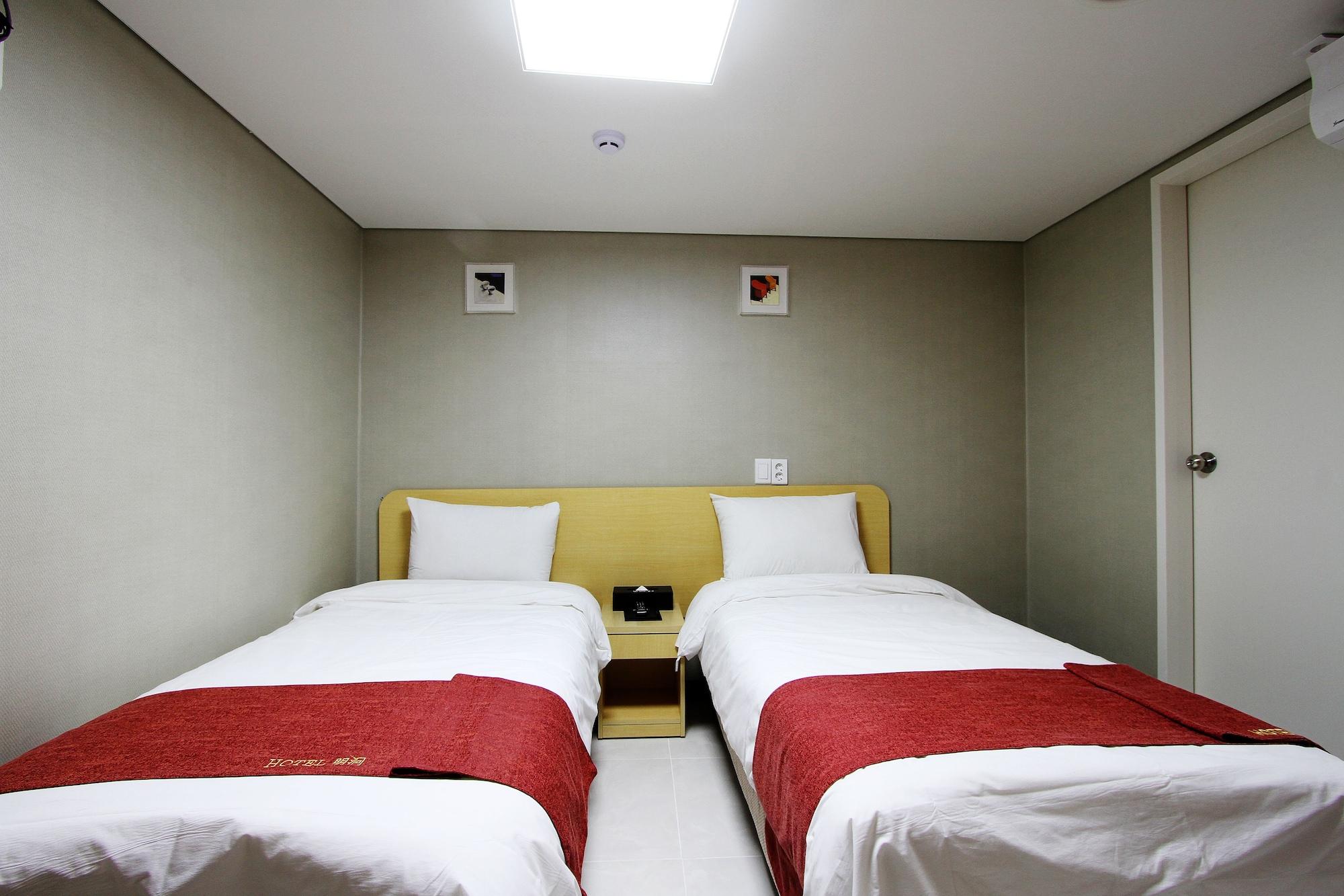 Hotel Cozy Myeongdong Сеул Екстер'єр фото